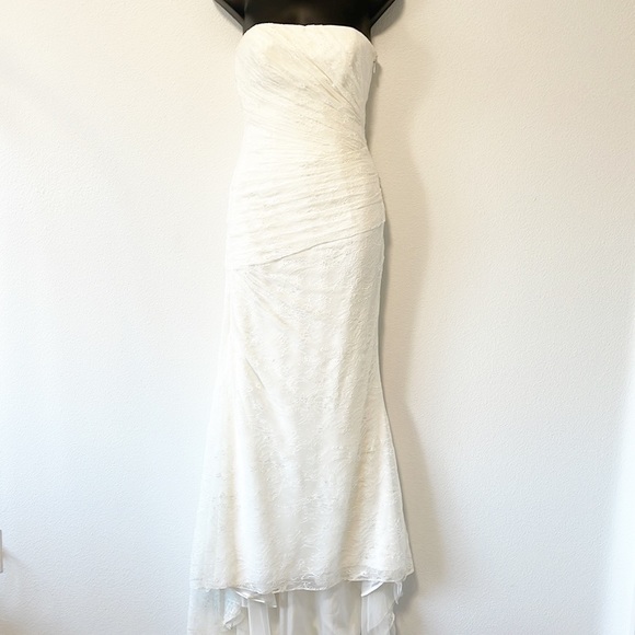 White By Vera Wang Wedding Dress Style VW351044 Size 2 - Picture 1 of 16